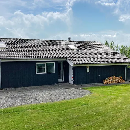 Lovely Home In Brovst With Sauna Holiday home *